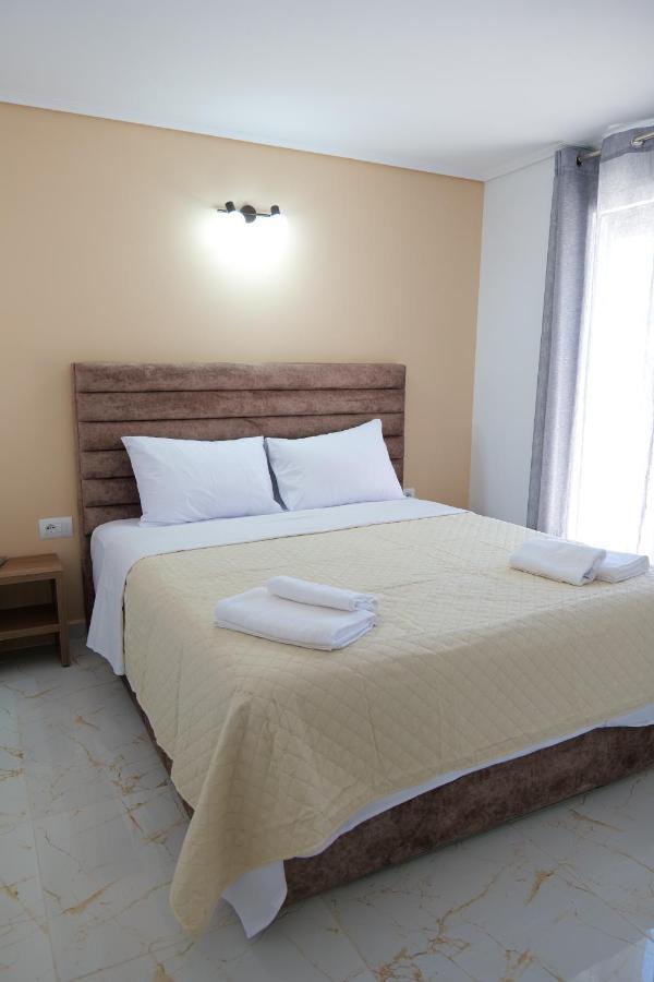 Elite Hotel Sarande Exterior photo