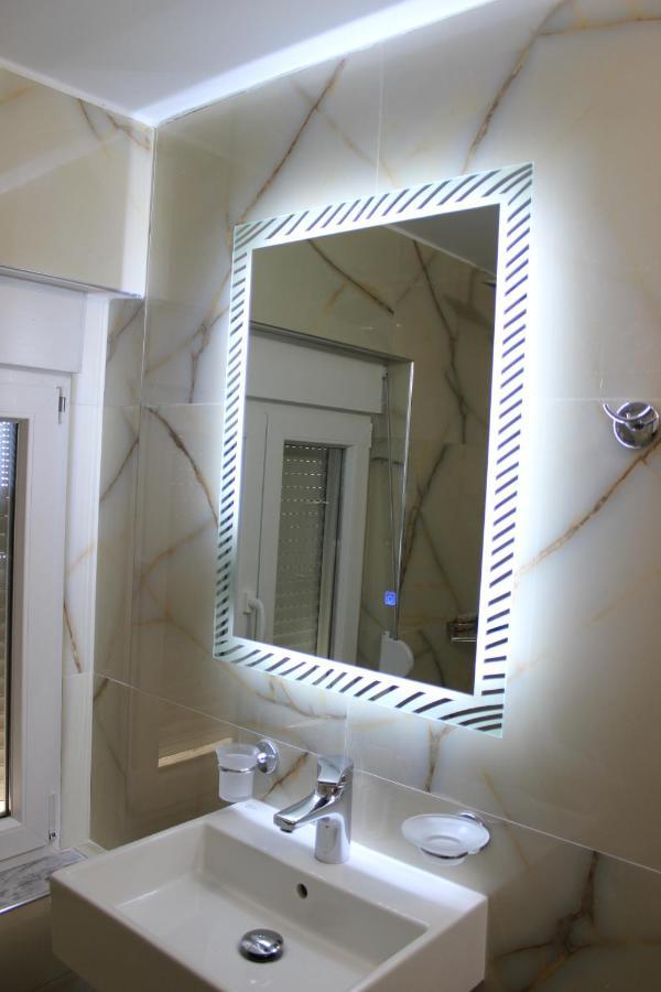 Elite Hotel Sarande Exterior photo