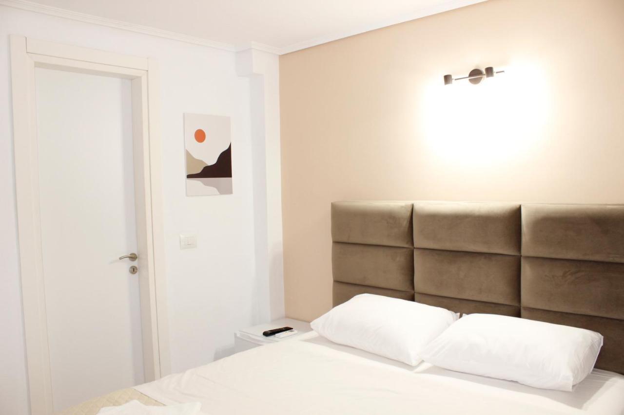 Elite Hotel Sarande Exterior photo